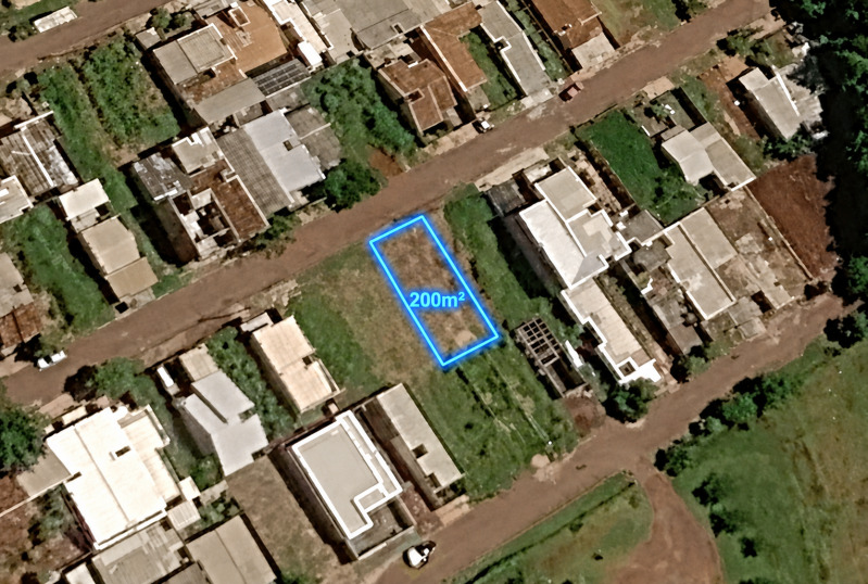 TERRENO URBANO COM 200M² - CAFELÂNDIA - PR