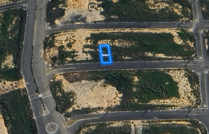 TERRENO URBANO COM 160m², NO RESIDENCIAL VISTA VERDE I - LT 28 - CAPIVARI - SP