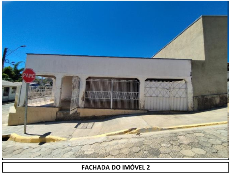 Casa com 4 quartos no Santa Terezinha (foto 9 de 18)