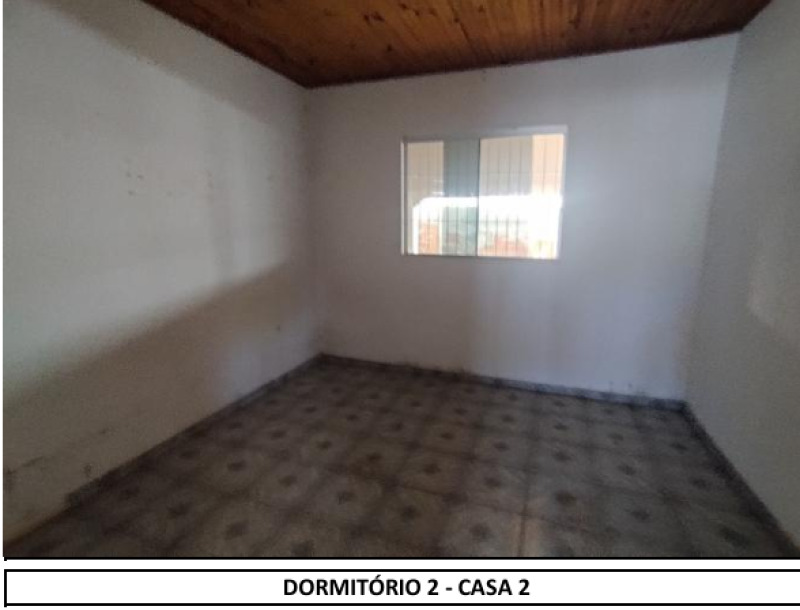 Casa com 4 quartos no Santa Terezinha (foto 14 de 18)
