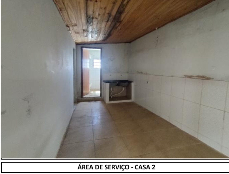 Casa com 4 quartos no Santa Terezinha (foto 15 de 18)