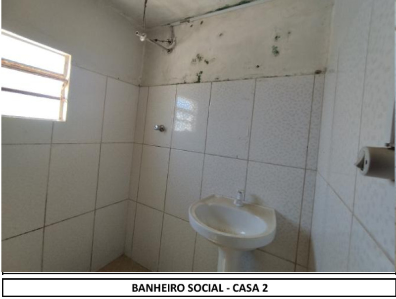 Casa com 4 quartos no Santa Terezinha (foto 17 de 18)