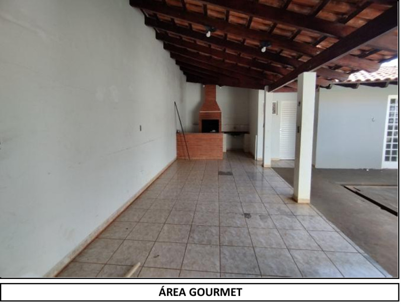 Casa com 3 quartos (foto 15 de 20)