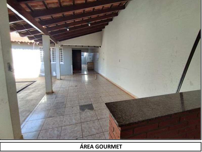 Casa com 3 quartos (foto 16 de 20)