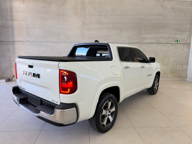 Foto 7 de 19: RAM/RAMPAGE LARAMIE DS - 2023/2024