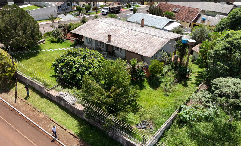Casa com 4 quartos no Centro (foto 6 de 24)