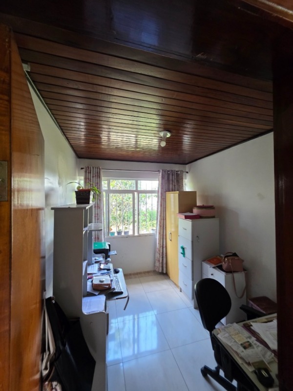 Casa com 4 quartos no Centro (foto 15 de 24)