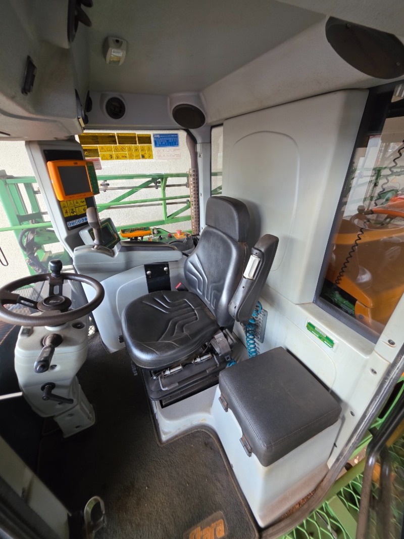 Foto 5: Pulverizador Autopropelido Stara 2300 Hydro 4x4 2014