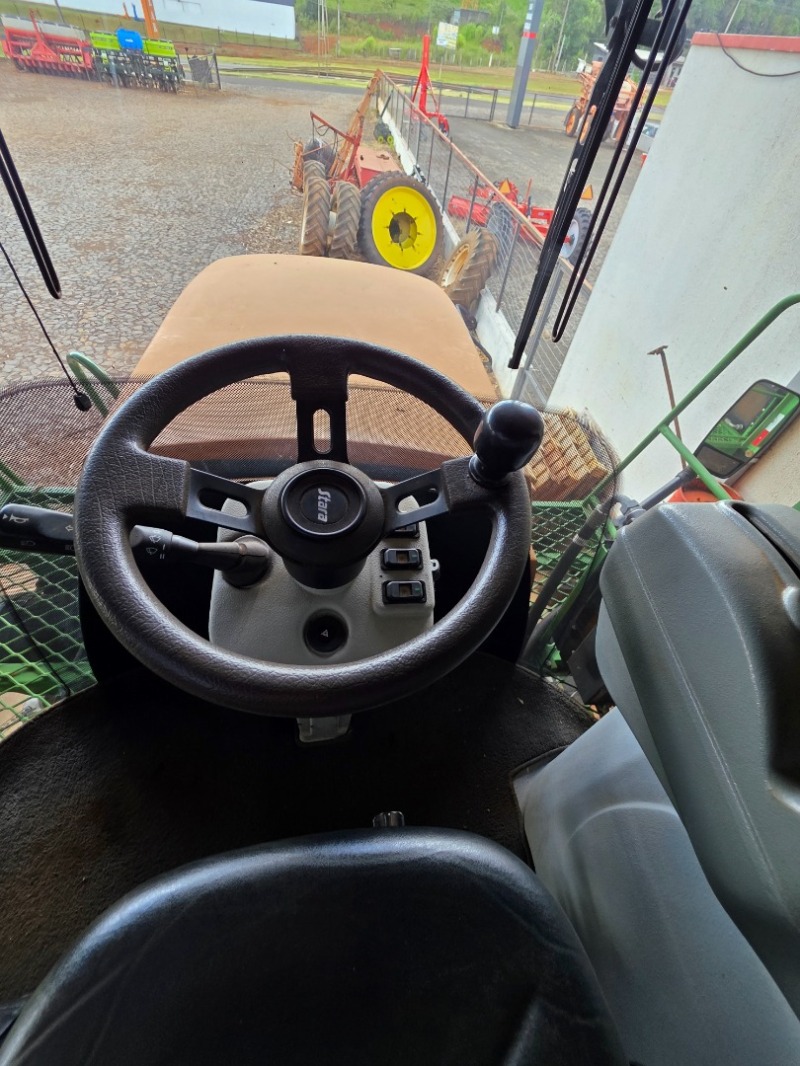 Foto 11 de 31: Pulverizador Autopropelido Stara 2300 Hydro 4x4 2014