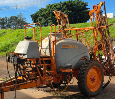 Pulverizador Jacto Advanced 3000L 2015 Data: Em Breve Pulverizador de arrasto Marca Jacto Modelo Adv